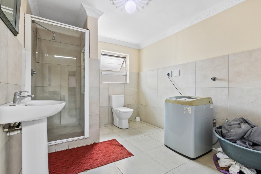 10 Bedroom Property for Sale in Observatory Western Cape